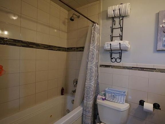 4th image of 31 Kossuth St