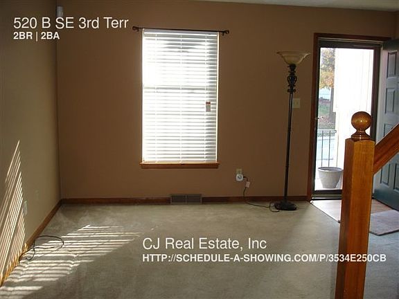 2nd image of 520 SE 3rd Street Ter Unit B
