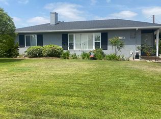 1225 S Bluff Rd, Montebello, CA 90640