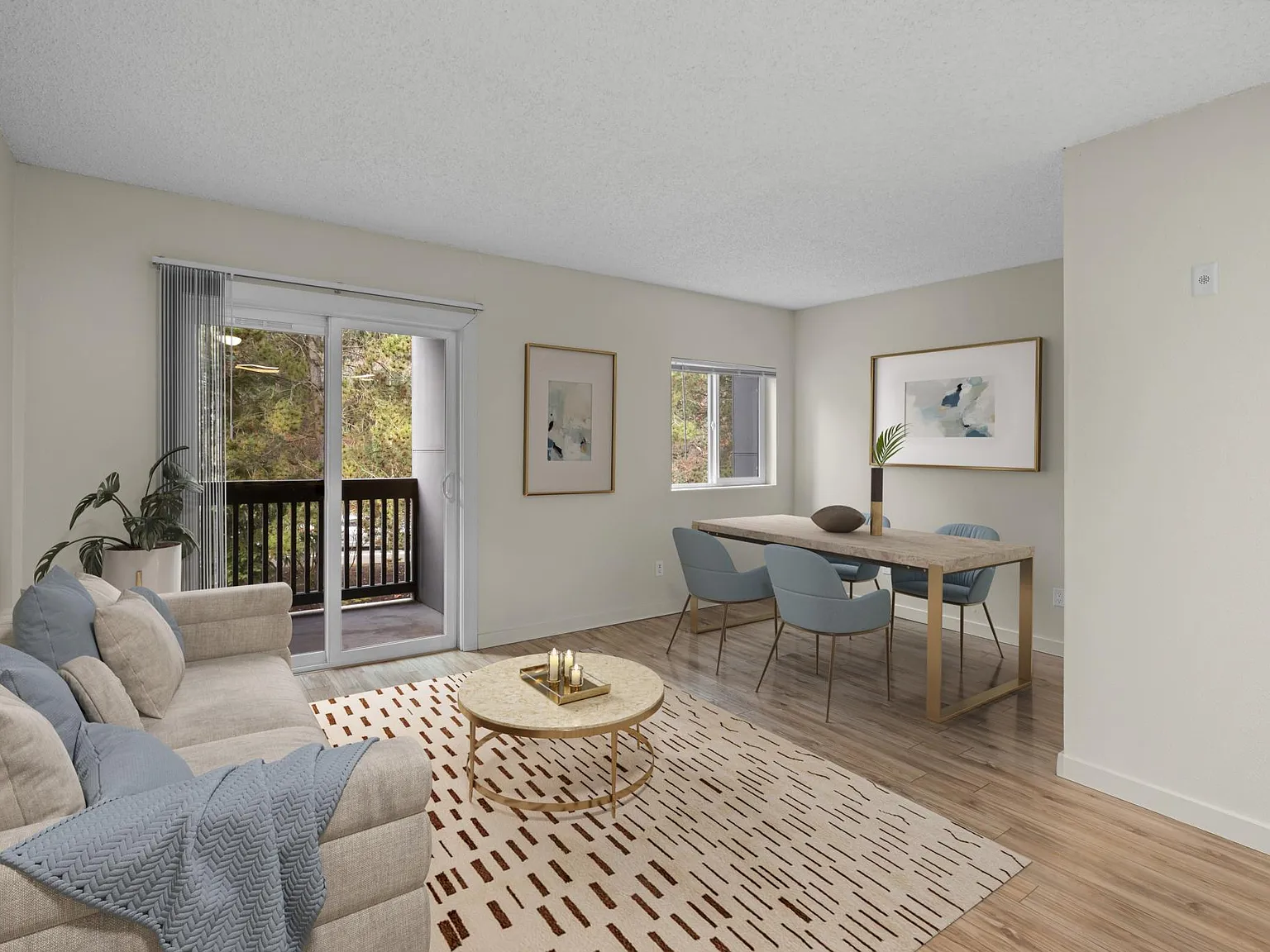 Karbon Apartments — Photo 3