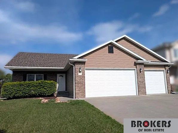 5230 N 13th St, Lincoln, NE 68521