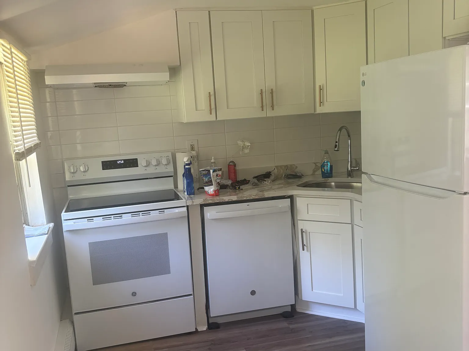 343 Summer Ave — Photo 4