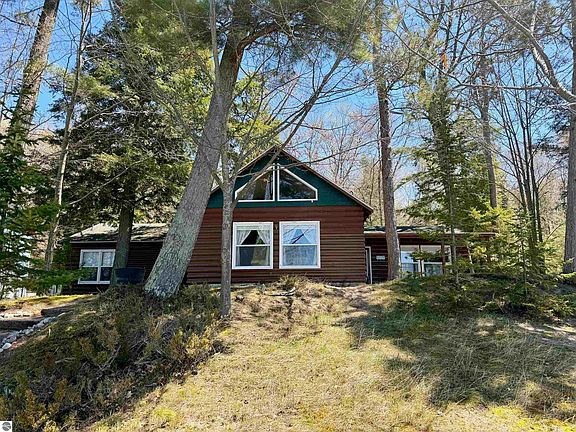 5th image of 724 S Golden Beach Dr