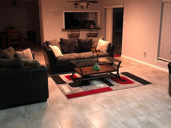 3rd image of 6011 Ray Dr