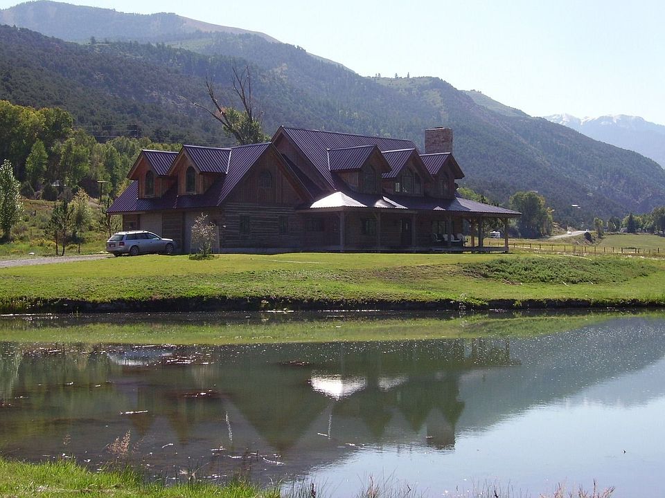 Main Home - 10.33 Acres