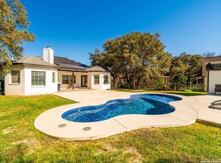 15204 Flying Cir, Helotes, TX 78023