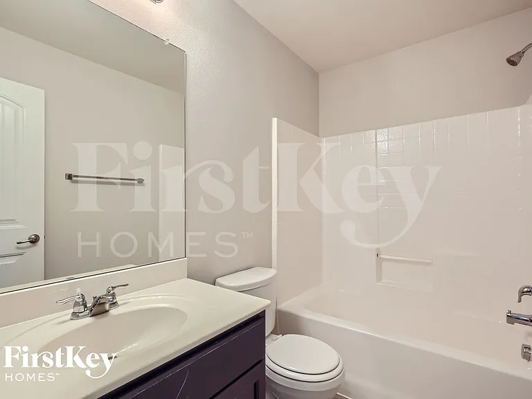 278 Meadowcrest Dr — Photo 24