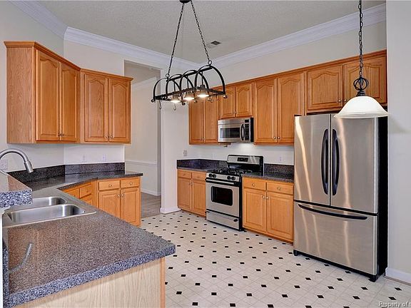 5th image of 6335 Glenwilton Ln