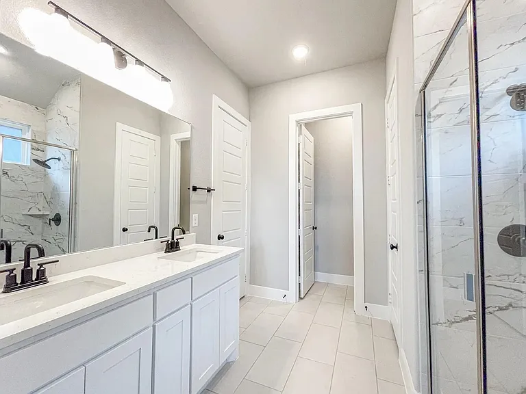 961 Tesslynn Ave — Photo 7
