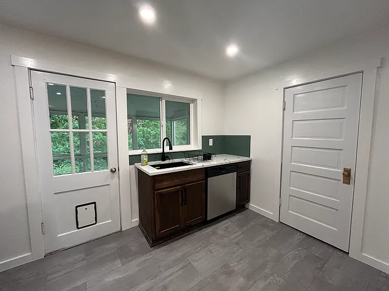 1011 W 15th Ave #A — Photo 13