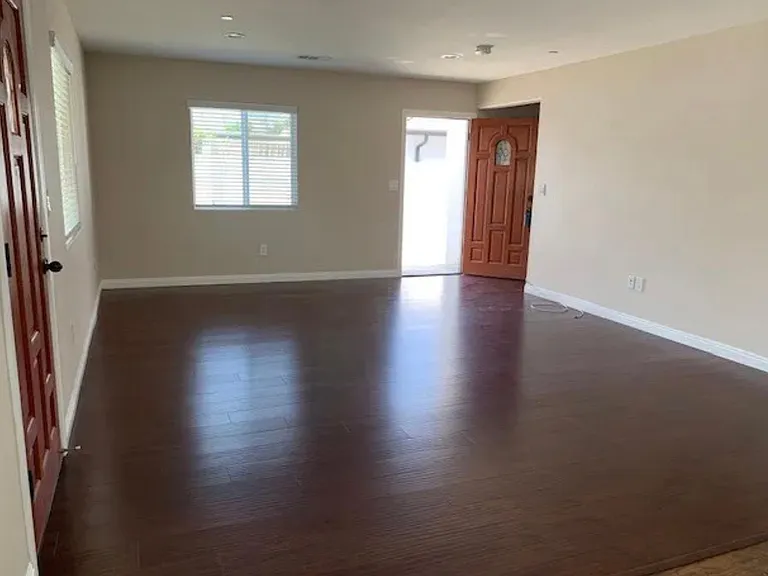 159 N Soldano Ave — Photo 11