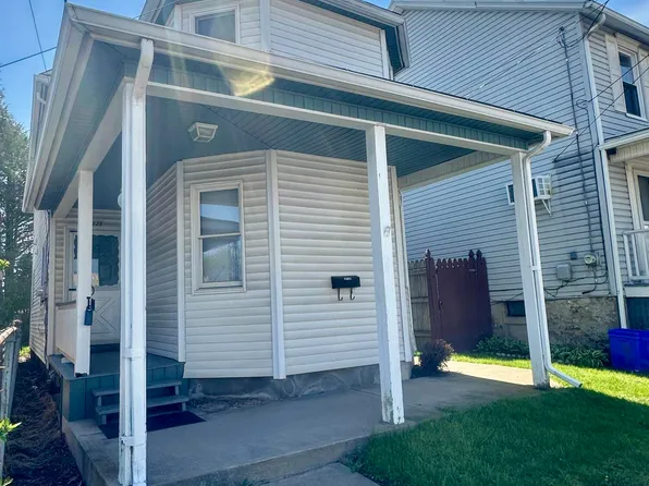 628 Oak St, Old Forge, PA 18518