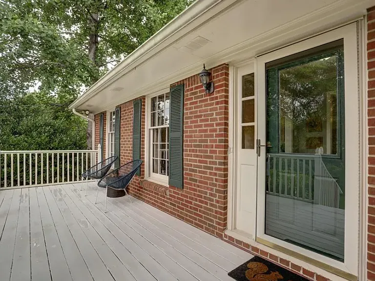 6720 Ramundo Dr — Photo 2