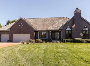 570 SE Southfork Dr, Waukee, IA 50263