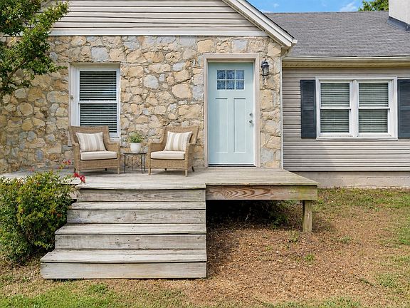 4th image of 108 Greenwood Acres Dr