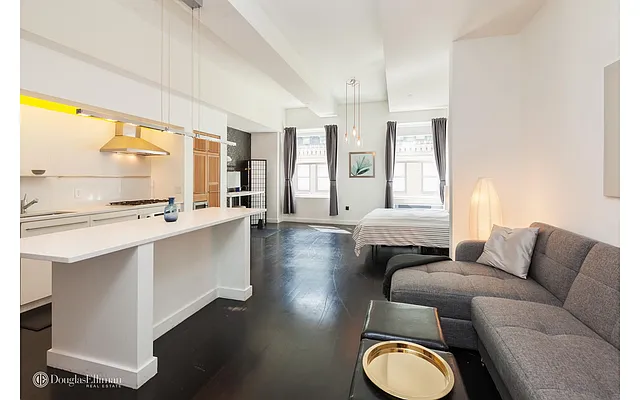 Sold by Douglas Elliman | media 20