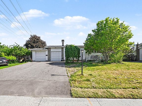 2nd image of 104 Viewmount Dr