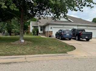 1411 N Glancey St, Andover, KS 67002