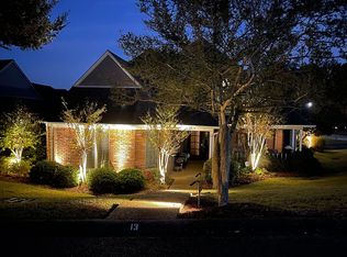 13 Spring Lake Point, Pearl, MS 39208