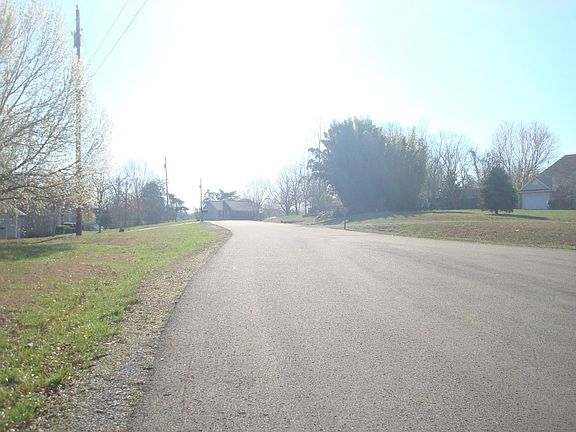 5th image of 1010 Rivermont Ct