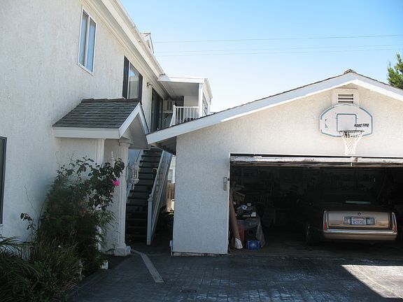 2nd image of 1615 Murray Ave