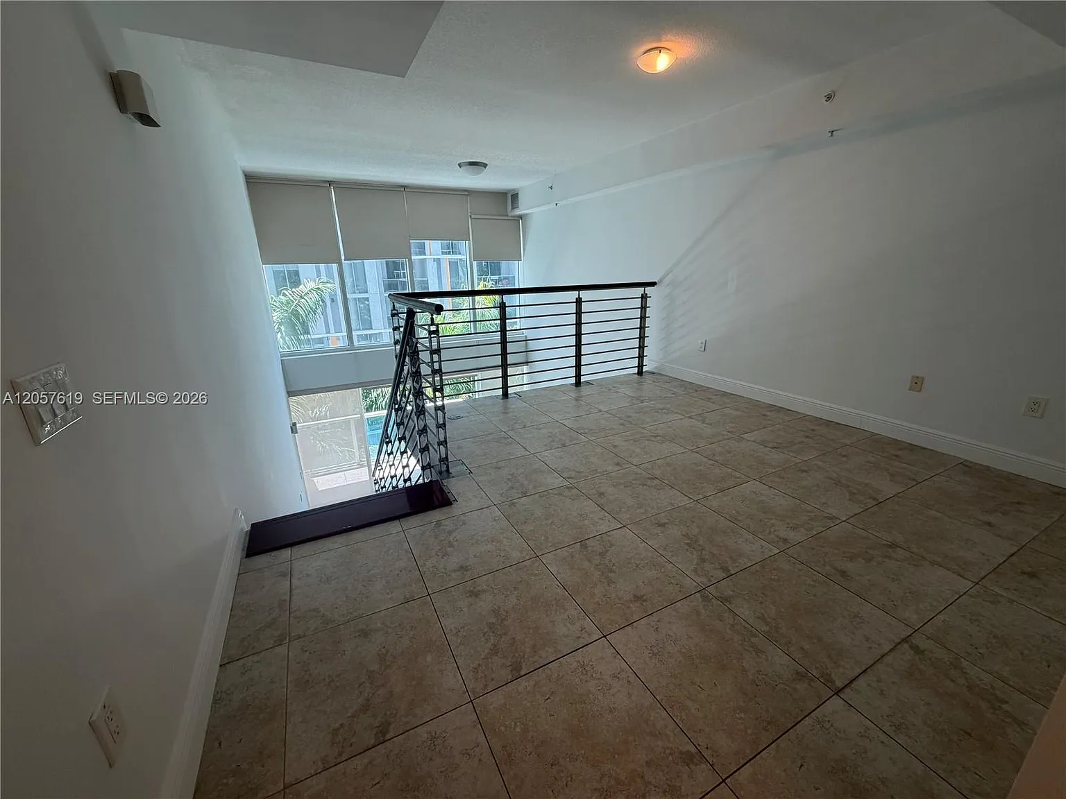 1 bed, 1.5 bath, 987 sqft, $2,900 — Photo 3