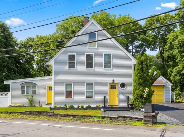 73 Wareham St, Middleboro, MA 02346