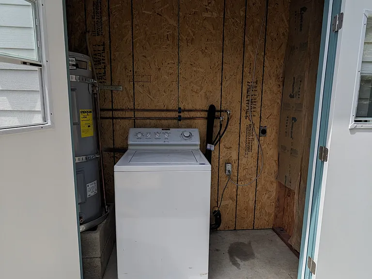 111 La Verne Ave — Photo 9
