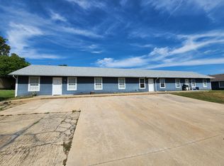 218 E 14th St #B, Ada, OK 74820