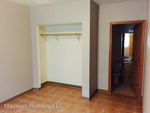 2nd image of 324 1/2 W Elting St