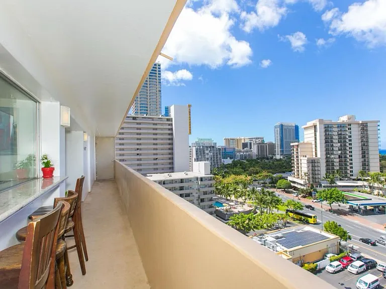 419 Keoniana St #1205A — Photo 2