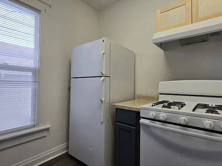 202 E Barker Ave #1 — Photo 11