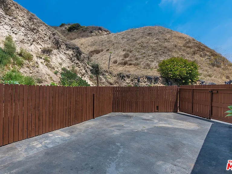 22605 Pacific Coast Hwy — Photo 6