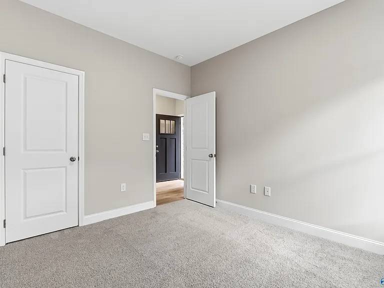 3725 Jaguar Way NW — Photo 12
