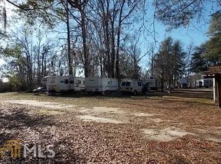 670 Lane Dr, Millen, GA 30442