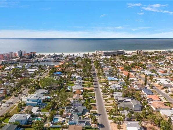 245 44th Ave, Saint Pete Beach, FL 33706