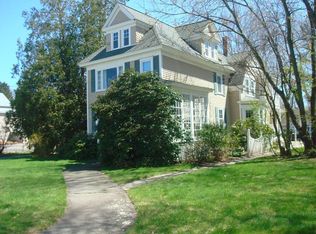 40 Vine St, Lawrence, MA 01841