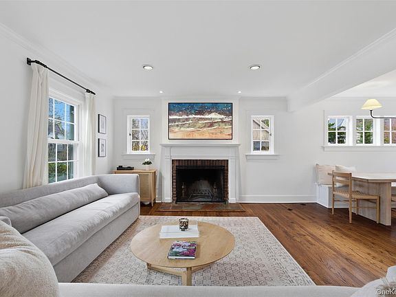 4th image of 32 Kingsbury Road