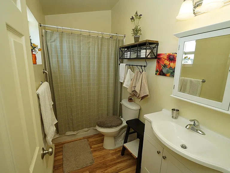 102 Way Station Ct — Photo 4