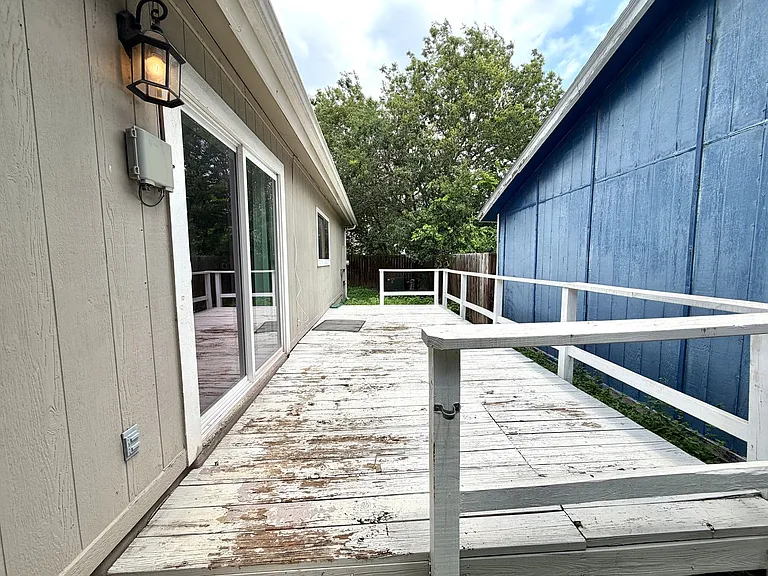 9935 Misty Plain Dr — Photo 17