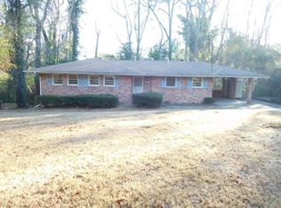 720 Courtenay Dr, Columbus, GA 31907