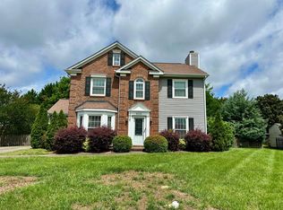 8425 Hirsch Dr, Charlotte, NC 28277