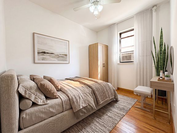 3rd image of 164 E 88th St #4D