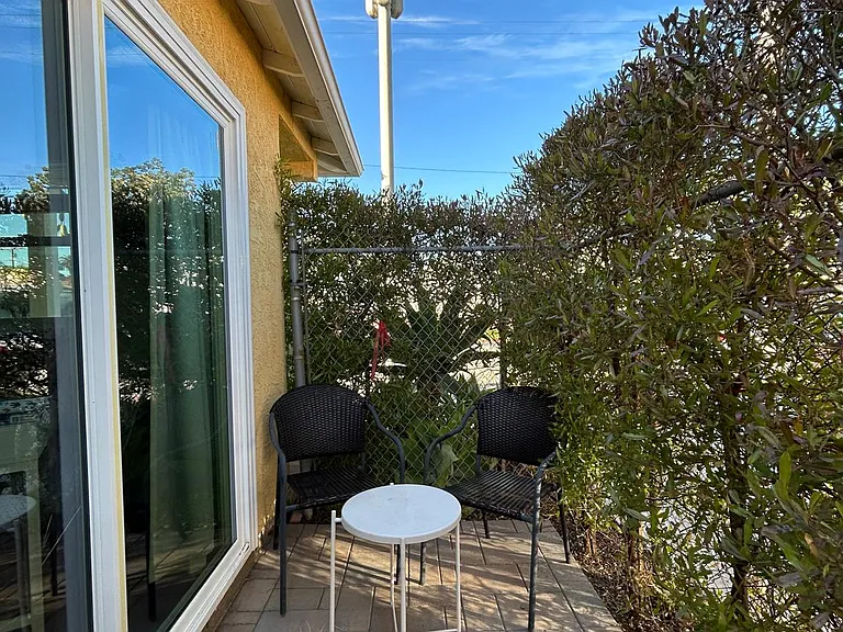 2190 Oregon Ave #A — Photo 3