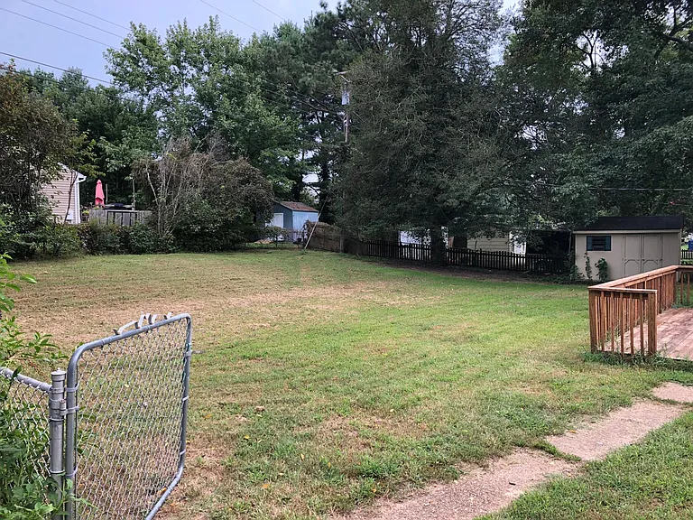 7992 Willow Ave — Photo 3