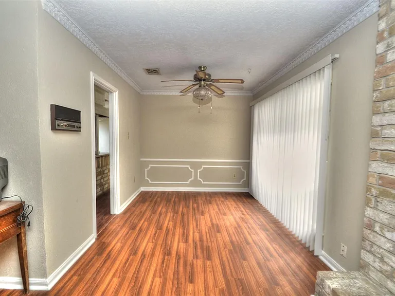 234 Wickhamford Way — Photo 7