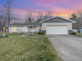 3561 E Imrich Rd, Midland, MI 48642