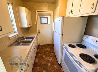 905 E Lion Dr #A, New Boston, TX 75570