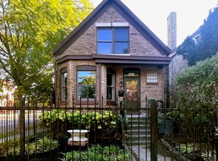 3401 W Beach Ave, Chicago, IL 60651