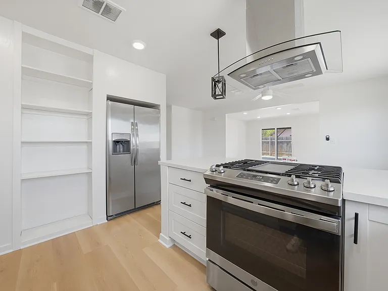 788 Thermal Ave — Photo 18